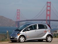 シティ・カーシェア社の『i-MiEV』（画像：三菱自動車）