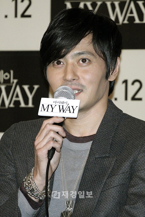 映画『マイウェイ(MY WAY)』のマスコミ試写会に出席したチャン・ドンゴン(1)
