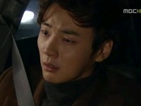 14日に放送された韓国MBC水木ドラマ『私も、花！』第11話で、ボンソン（イ・ジア演）は、ジェヒ（ユン・シユン演）とファヨン（ハン・コウン演）母子が同じマンションに住む姿に衝撃を受ける。写真=MBC放送キャプチャー