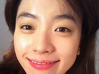 女優ハン・ヒョジュがすっぴんショットを公開した。写真＝ハン・ヒョジュのツイッターより