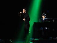 コン・ユ、日本武道館でデビュー10周年記念ファンミーティング（13）