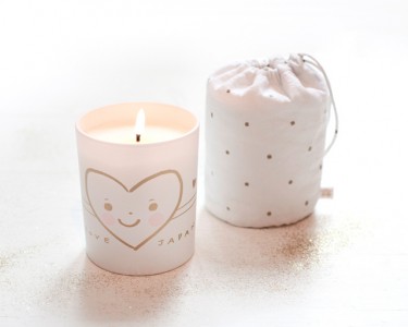 フランスの子ども服ブランド、ボンポワンからクリスマス限定のチャリティーフレグランスキャンドルが発売