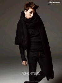 韓国男性グループ「BIGBANG」(ビッグバン)の最年少メンバー、スンリ(V.I)が韓国MBC TV月火ドラマ『光と影』で始めて正式な演技に挑戦する。
韓国男性グループ「BIGBANG」(ビッグバン)の最年少メンバー、スンリ(V.I)が韓国MBC TV月火ドラマ『光と影』で始めて正式な演技に挑戦する。