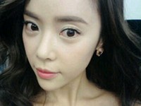 女優ファン・ジョンウムが最近、自身のブログに「長い髪」というタイトルで2枚の写真を投稿した。写真=ファン・ジョンウムのミニホームページ