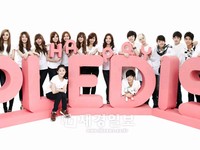 AFTERSCHOOLは27日、同じ事務所のグループ、プレディスボーイズと共に、江南の九龍村一帯に居住する低所得層の家族らのため愛の練炭運びボランティアを行った。