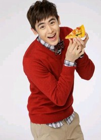 2pm ニックン Mr Pizza ミスターピザ のイメージキャラクターに 韓流stars