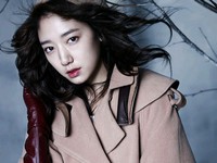 韓国を代表するSPAブランドcodes combineがソウル新村の現代百貨店で女優パク・シネのサイン会を行うという。