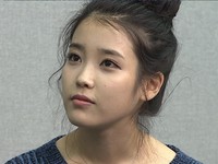 IUが、6日に放送されるMBC『偉大な誕生2』の練習室を訪問した。写真＝MBC
