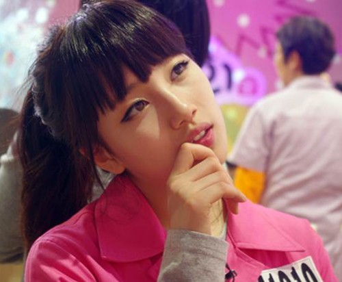 韓国では最近、大学へ行かない芸能人たちが増えている。特例入学に対する世間の視線と現実的に出席が不可能な状況などを考慮してのことだ。