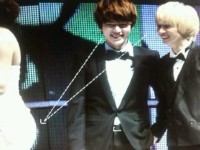 SUPER JUNIORのチェ・シウォンは5日、自身のツイッターに「コイツら・・・」というコメントとともに1枚の写真をアップした。写真＝チェ・シウォンのツイッターより