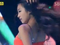 SISTARボラのセクシーダンスにイ・スンギら興奮