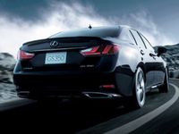 GS350“F SPORT”オプション装着車 （画像：トヨタ自動車）