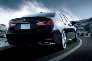 GS350“F SPORT”オプション装着車 （画像：トヨタ自動車）