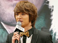 SHINee（シャイニー）のミンホがコメディードラマに挑戦することになり、その抱負と共演者についてインタビューに応えた。