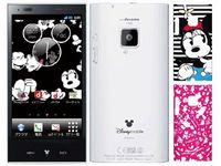 「Disney Mobile on docomo P-05D」(画像:NTTドコモ) 「Disney Mobile on docomo P-05D」(画像:NTTドコモ)