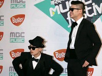 韓国MBCミュージックフェスティバルに出演したDynamic Duo（ダイナミック・デュオ）（2）