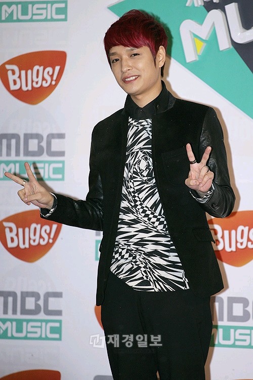 韓国MBCミュージックフェスティバルに出演したSimon D(サムディ)(1)