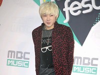 韓国MBCミュージックフェスティバルに出演したペク・チョンガン（1）（5）