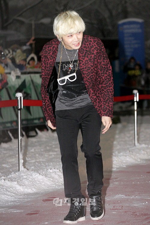 韓国MBCミュージックフェスティバルに出演したペク・チョンガン(5)(1)