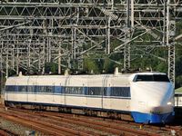 100系新幹線K編成(イメージ)(画像:日本旅行) 100系新幹線K編成(イメージ)(画像:日本旅行)