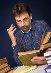 今回は、転職を有利にするためのいくつかのポイントを見てみたいと思います。他のタイムマネジメントのアドバイスと同様に、どのアドバイスも皆さんの現在の仕事で生産性の向上に役立ちますが、同時に将来的に別の仕事で働く際にも役立つものです。 今回は、転職を有利にするためのいくつかのポイントを見てみたいと思います。他のタイムマネジメントのアドバイスと同様に、どのアドバイスも皆さんの現在の仕事で生産性の向上に役立ちますが、同時に将来的に別の仕事で働く際にも役立つものです。