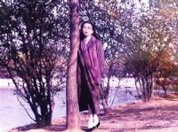 2PMのジュンスは8日、「母さん愛しているよ。今日は旧暦で1月17日、誕生日おめでとう！愛しているよ・・・！」というメッセージと共に、母親の写真をツイッターに投稿した。