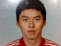 俳優ヒョンビンの証明写真が話題となっている。写真=オンラインコミュニティー