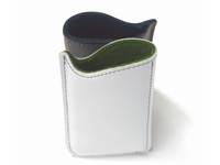 バード電子のiPhone4S、iPhone4用スリーブケース「SLV」