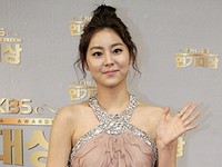 ドラマ『烏鵲橋の兄弟たち』でチャウン役を熱演中のユイ（AFTERSCHOOL アフタースクール）が、『ハッピートゥギャザー3』に出演し「ジュウォンの入浴シーンは期待以下だった」と告白し笑いを誘った。
