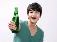 コカ・コーラ(www.cocacola.co.kr)は、爽やかな笑顔が魅力的な俳優のソン・ジュンギを、スプライトの広告モデルとして抜擢したと発表した。
