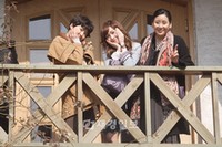 イ・シヨンと少女時代ジェシカの仲睦まじい写真が公開された。
イ・シヨンと少女時代ジェシカの仲睦まじい写真が公開された。