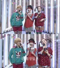 歌手IU(アイユ)とKARA(カラ)のク・ハラが、すっぴん対決を繰り広げた。 歌手IU(アイユ)とKARA(カラ)のク・ハラが、すっぴん対決を繰り広げた。