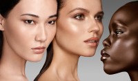 NARSより、美容液のような新感覚ファンデーションが登場