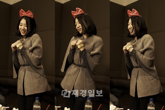 女優パク・シネと、歌手ユン・ゴンが『その女作詞、その男作曲』で深夜のクラブデートを楽しんだ。