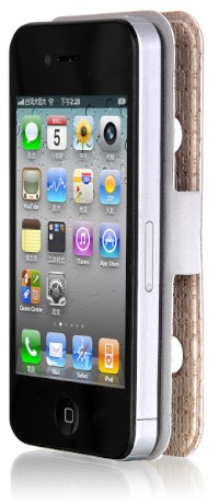 iPhone4S/4用ケース「Luxa2 Lille iPhone 4S」。着信時にケースのフリップカバーを開けずにワンタッチで直ちに応答できる。
