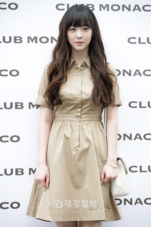 f(x)、クラブモナコ(Club Monaco)の2012 S/Sプレゼンテーションに出席（2）