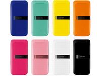 「PANTONE 4 SoftBank 105SH」（画像：ソフトバンクモバイル）