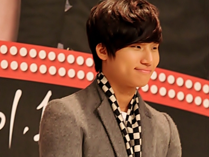 BIGBANG（ビッグバン）のテソン（D－LITE）が、『新学期、娯楽部長（遊ぶ時のリーダー的存在）になってほしいアイドル』1位に選ばれた。