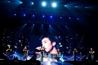 2PMが10日、香港でアジアツアー「Hands Up Asia Tour」の最終公演を成功させ、ツアーの幕を閉じた。 2PMが10日、香港でアジアツアー「Hands Up Asia Tour」の最終公演を成功させ、ツアーの幕を閉じた。