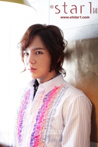 チャン・グンソクが、ファッションのノウハウを伝授した。写真=アットスタイル チャン・グンソクが、ファッションのノウハウを伝授した。写真=アットスタイル