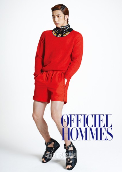 MBLAQのチョンドゥンが、雑誌「L'OFFICIEL-HOMMES」の4月号でメインモデルを務めた。