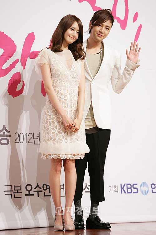 グンソク&少女時代ユナ主演『ラブレイン』制作発表会(10) チャン・グンソクと少女時代ユナ