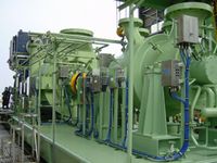 LNGプラント向けコンプレッサおよび駆動用モーター（写真：三菱重工）