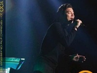 韓国俳優コン・ユのデビュー10周年記念公演DVDが、4月27日からローソン・HMVストア限定発売される。価格は9,800円。