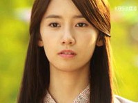 70年代というアナログ時代のピュアな恋愛を美しい映像で描き出しているKBS月火ドラマ『ラブレイン』で、ユニ（少女時代ユナ）に対するイナ（チャン・グンソク）の気持ちが明らかになった。