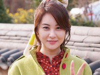 映画のような映像美に加え、BGM一つ一つまで70年代のレトロな感性をうまく表現し、人気を集めているKBS月火ドラマ『ラブレイン』で、ソン・ウンソの爽やかなレトロファッションが注目を集めている。