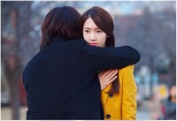 KBS 2TV月火ドラマ『ラブレイン』(脚本オ・スヨン、演出ユン・ソクホ、制作ユンスカラー)のチャン・グンソクとユナが、愛の告白に続き、切ないハグシーンを見せる。 KBS 2TV月火ドラマ『ラブレイン』(脚本オ・スヨン、演出ユン・ソクホ、制作ユンスカラー)のチャン・グンソクとユナが、愛の告白に続き、切ないハグシーンを見せる。