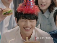 甘い声が定評の韓国の男性俳優ソン・ジュンギが、最近ロッテリア(www.lotteria.com)のCMモデルに起用され、CMソング『チョア(好き) song』を歌って話題となっている。
