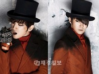アイドルグループ神話（SHINHWA シンファ）のミヌとチョンジンが、Mnet「Mカウントダウン」の一日MCに抜擢された。写真=神話カンパニー

