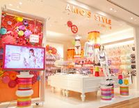 「AMO'S STYLE by Triumph 東急プラザ表参道原宿店」(写真:トリンプ・インターナショナル・ジャパン) 「AMO'S STYLE by Triumph 東急プラザ表参道原宿店」(写真:トリンプ・インターナショナル・ジャパン)
